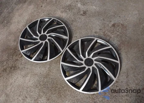 2014 Toyota Corolla Le из США, поврежденный, VIN 2T1BURHE9EC091073